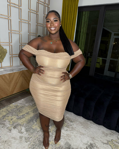 “Sandy Seduction” Off-Shoulder Bodycon Dress